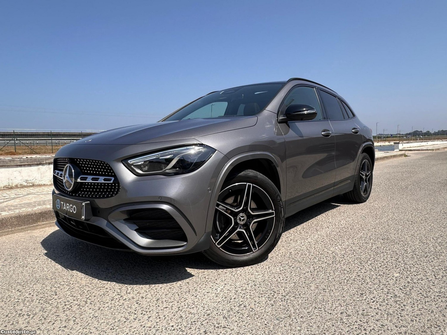 Mercedes-Benz GLA 250 e AMG Line — fotografia 18