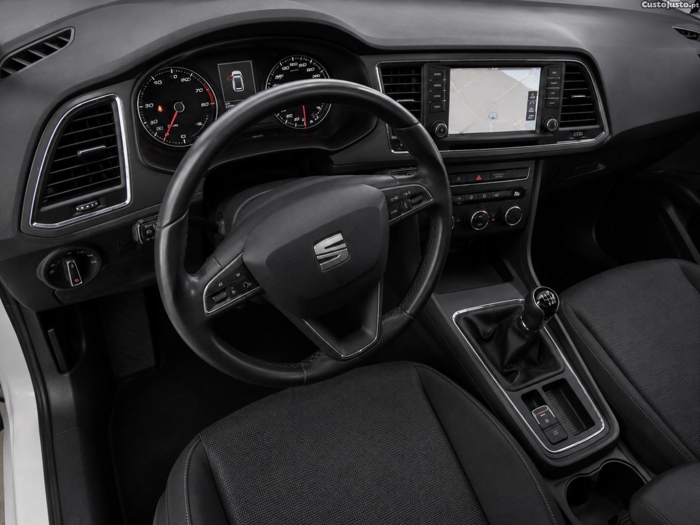 SEAT Ateca 1.6TDI STYLE — fotografia 5