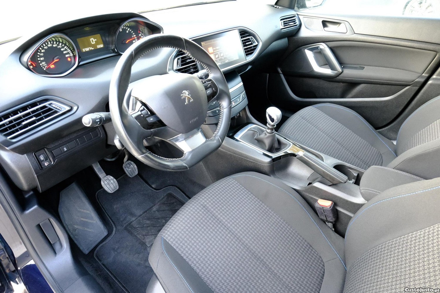 Peugeot 308 SW 1.5 BlueHDi Style — fotografia 16