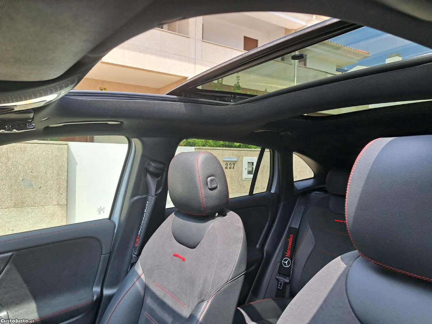 Mercedes-Benz EQA AMG LINE — fotografia 7