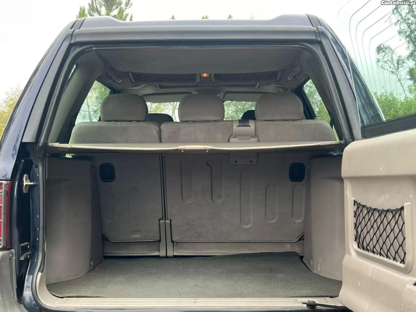 Land Rover Freelander 2.0 — fotografia 2