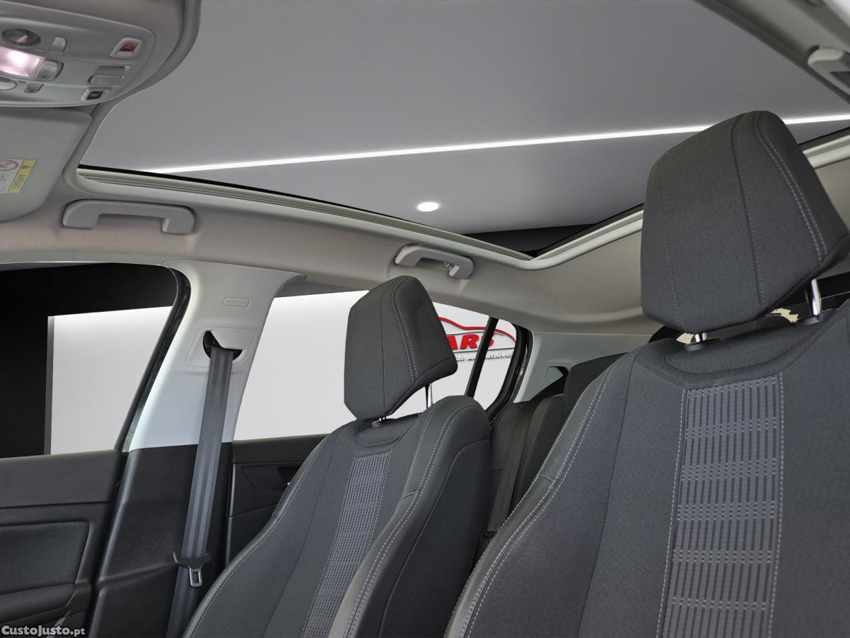 Peugeot 308 1.2 PureTech Allure — fotografia 15
