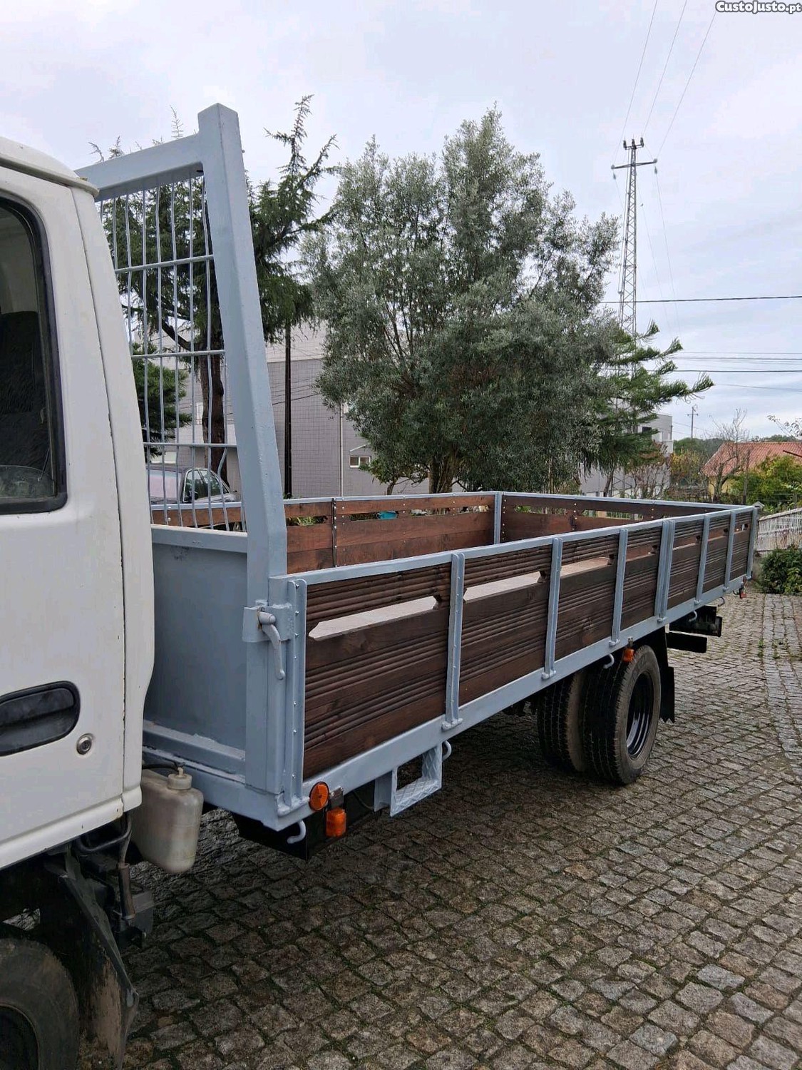 Isuzu WFR nkr — fotografia 5