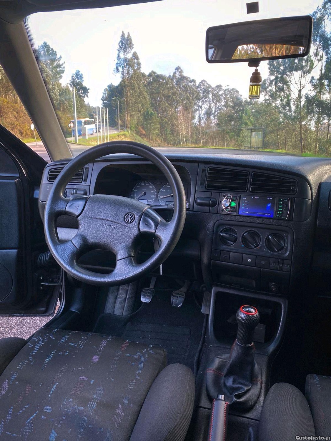 Volkswagen Golf 1.6GT — fotografia 6