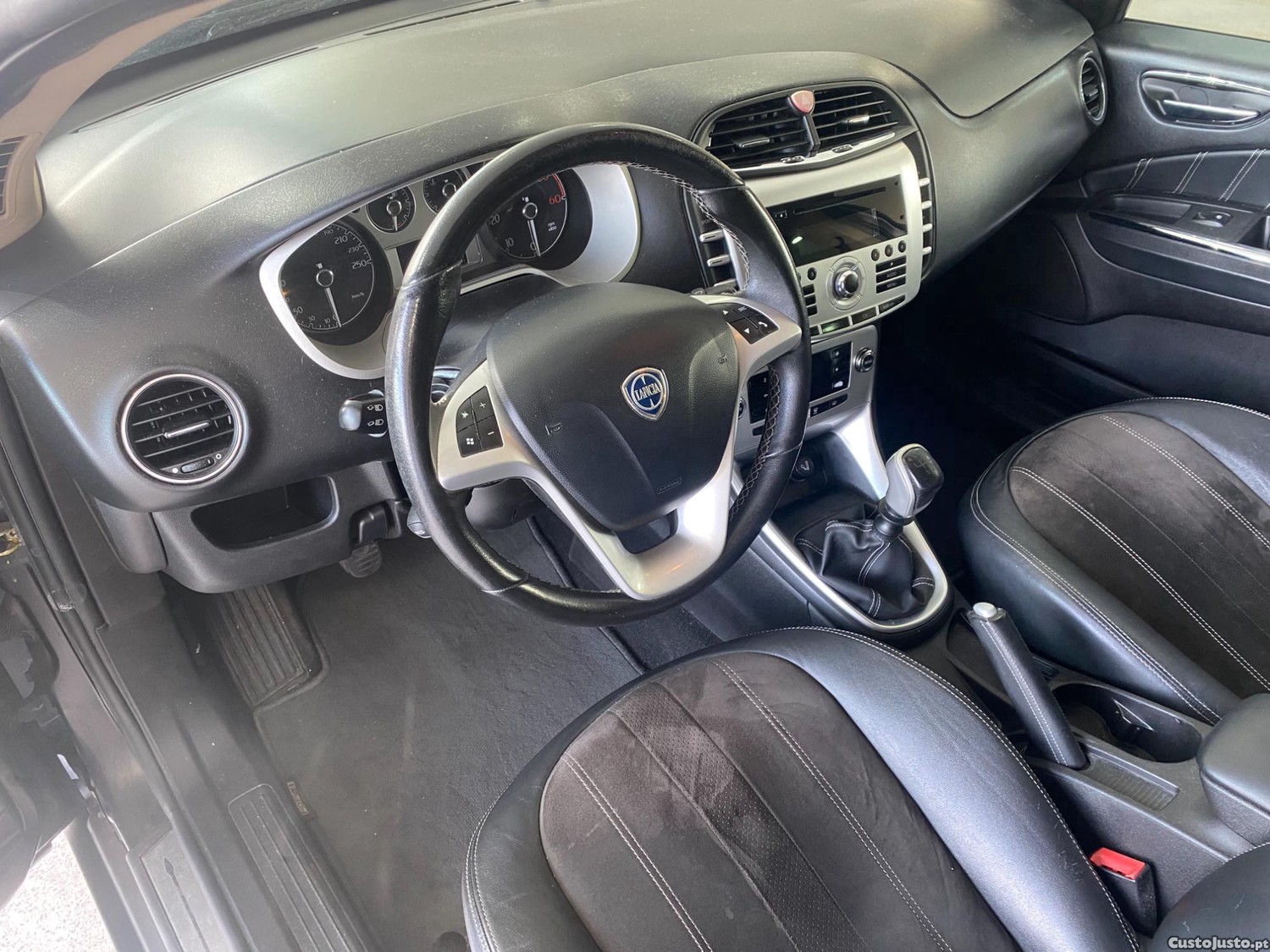 Lancia Delta 1.6 MJet -152 MIL KM — fotografia 7