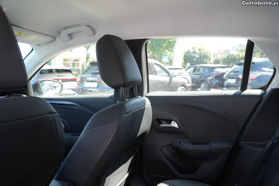 Opel Corsa 1.2 T Edition — fotografia 6