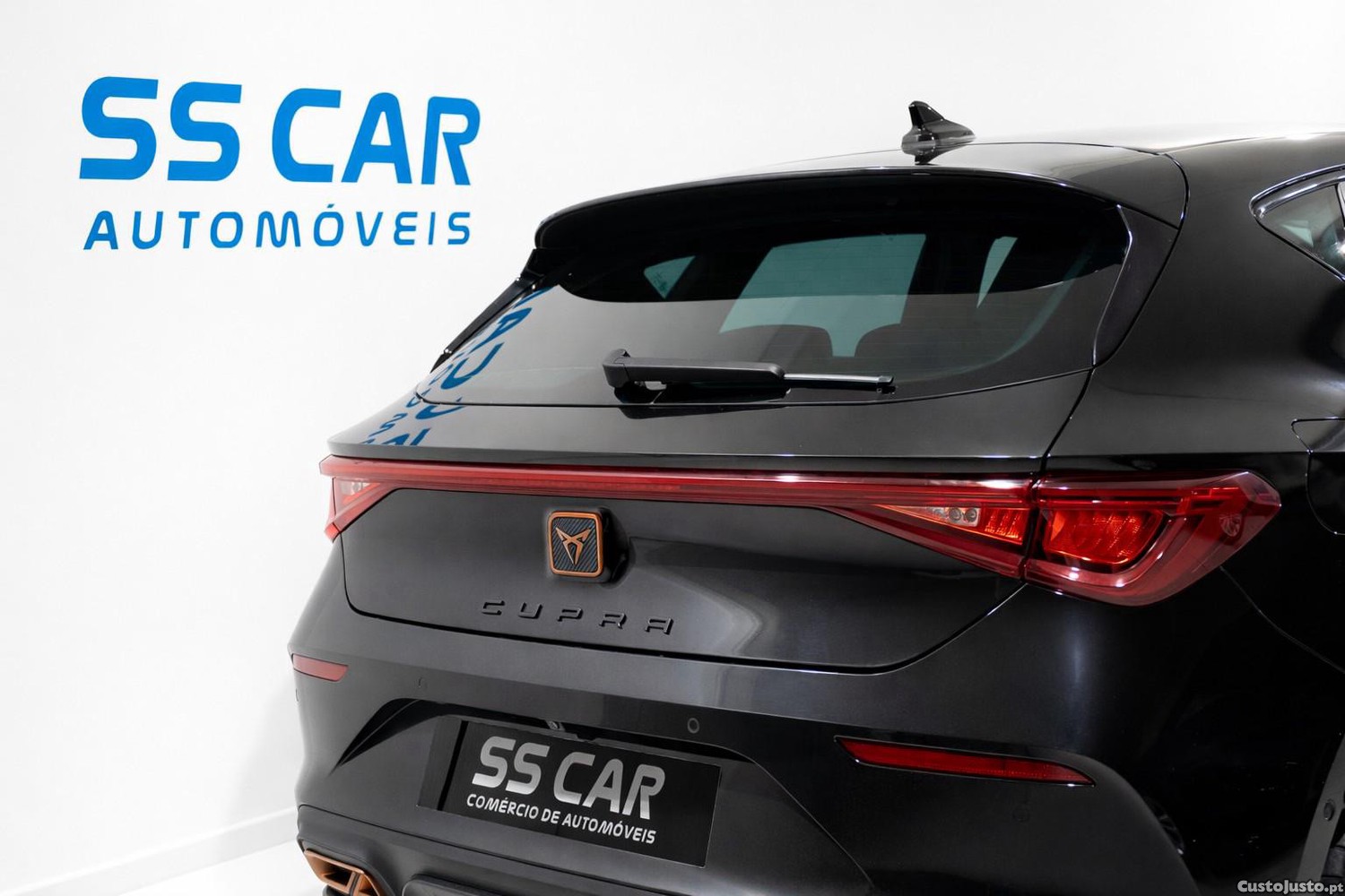 CUPRA Leon 1.4 e-Hybrid DSG — fotografia 18