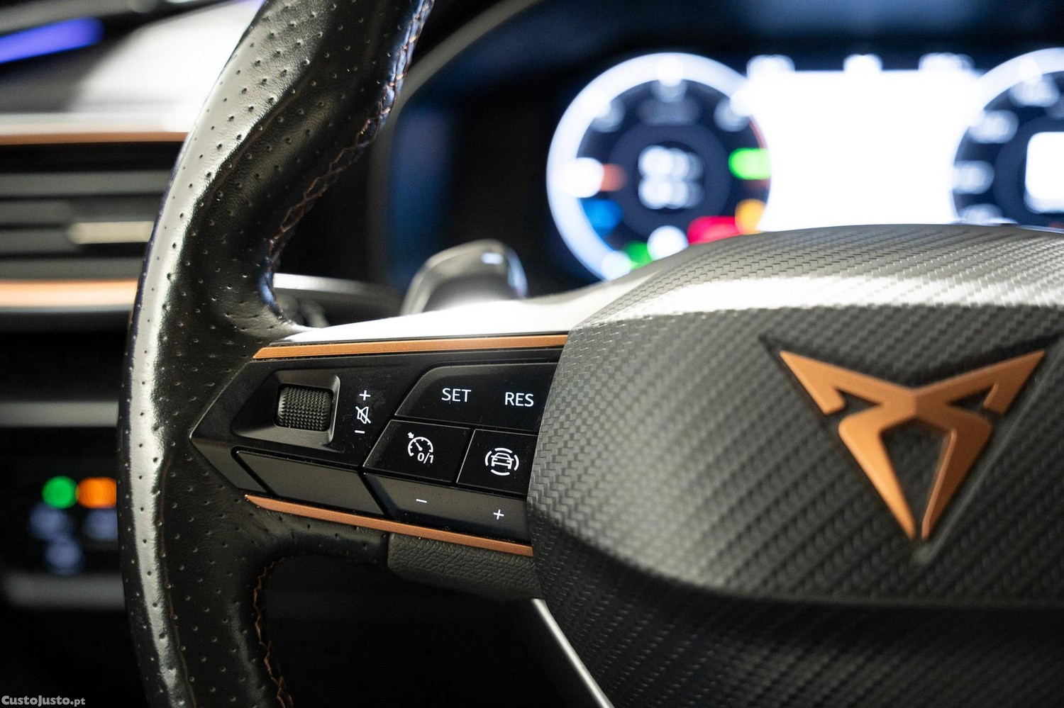 CUPRA Leon 1.4 e-Hybrid DSG — fotografia 10