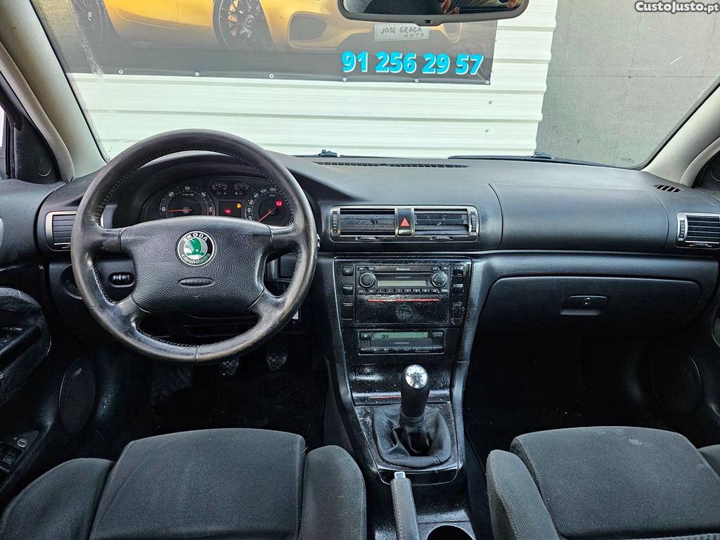 Skoda Superb 1.9Tdi PD 130cv 07/2004 — fotografia 4