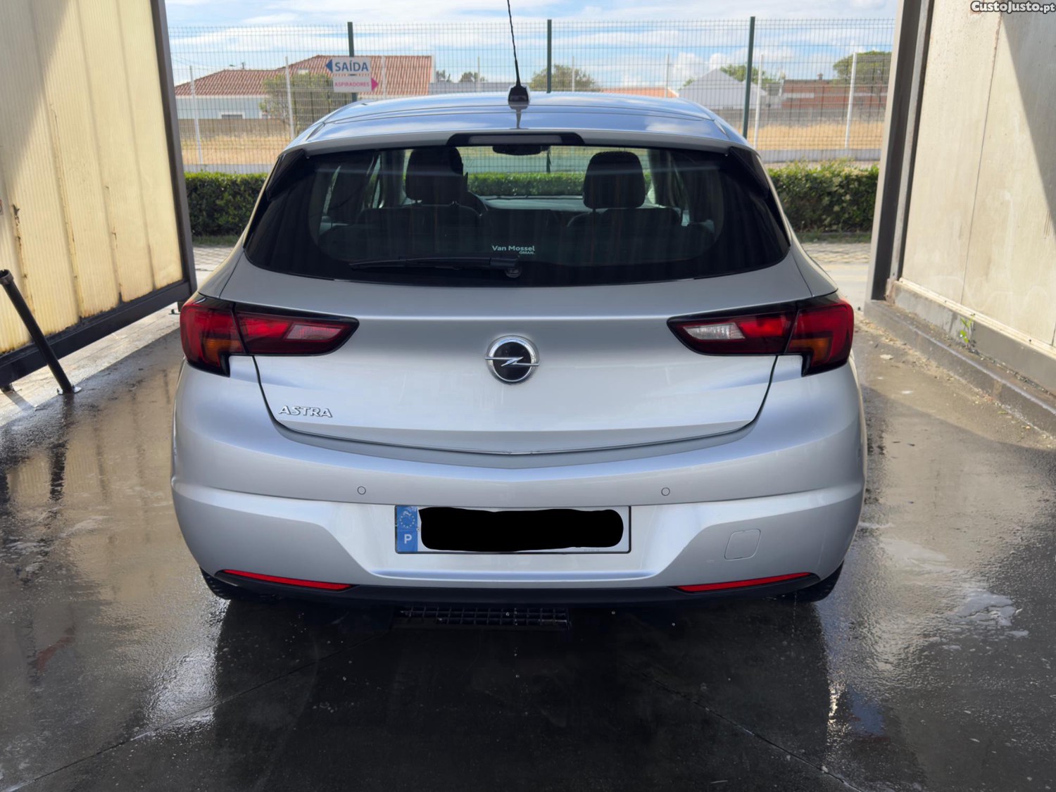 Opel Astra 1.2 turbo - 20 foto 5