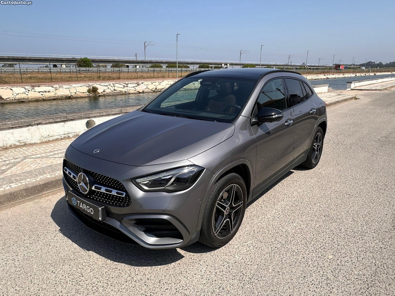Mercedes-Benz GLA 250 e AMG Line — fotografia 17