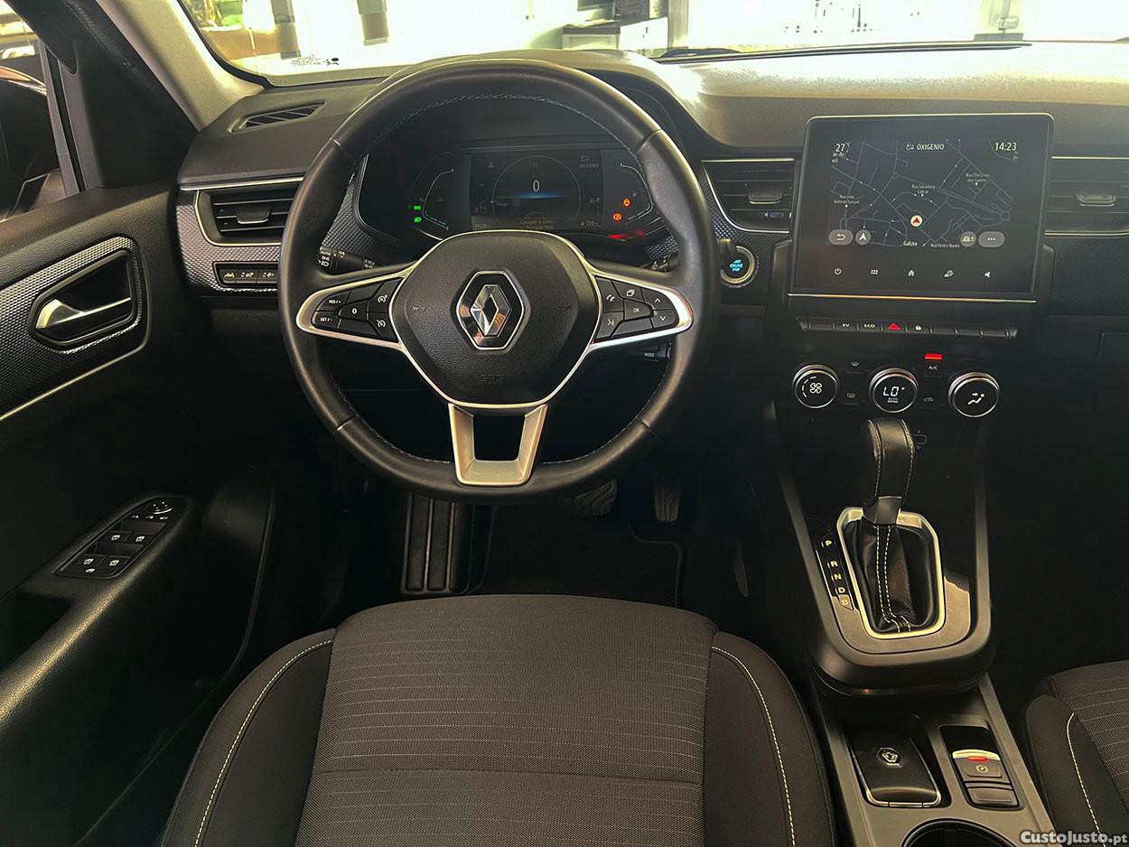 Renault Arkana 1.6 E-Tech Business — fotografia 17