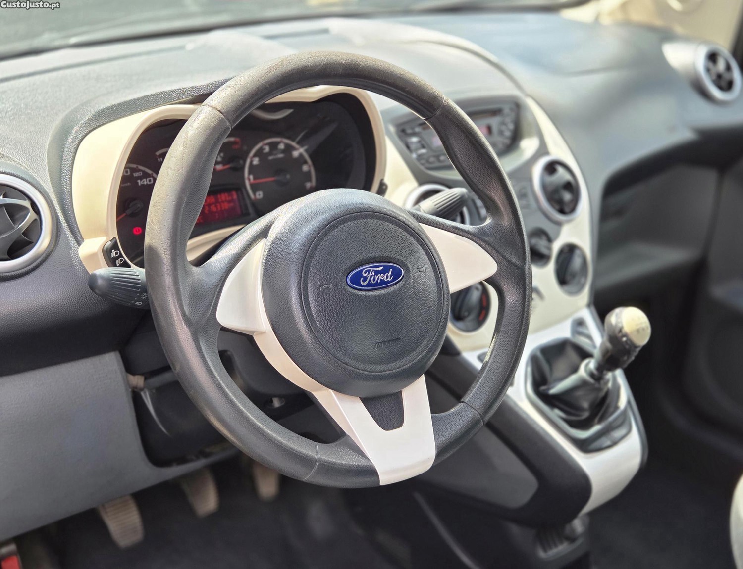Ford KA 1.3 TDCi Titanium — fotografia 4
