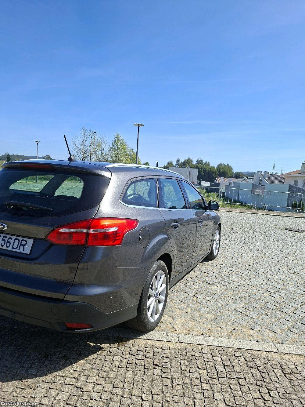 Ford Focus Sw Tittanium — fotografia 8