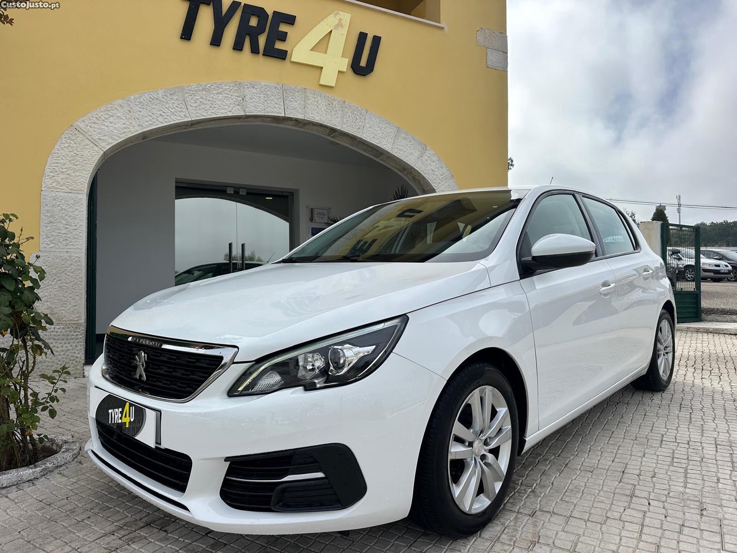 Peugeot 308 1.5 BlueHDi Style — fotografia 10