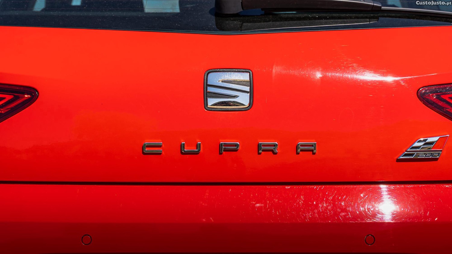 SEAT Leon SEAT2.0 TSI Cupra DSG S/S — fotografia 8