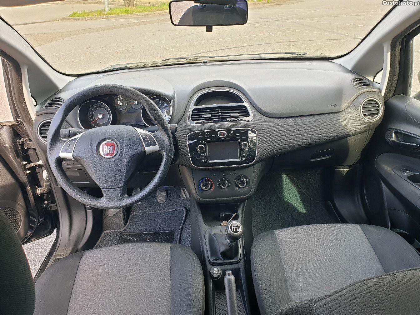 Fiat Punto Young 1.2 com GPS — fotografia 4