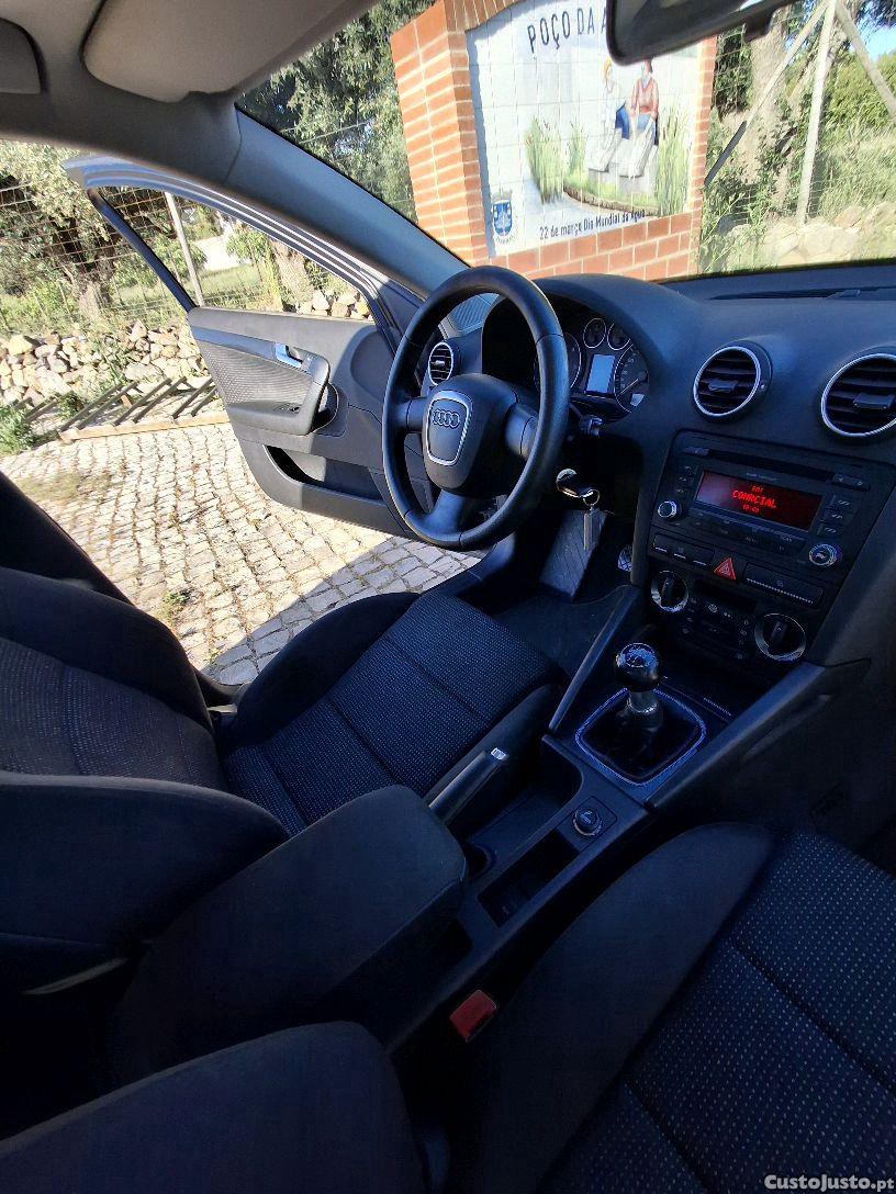 Audi A3 1.9 TDI Sportback — fotografia 5