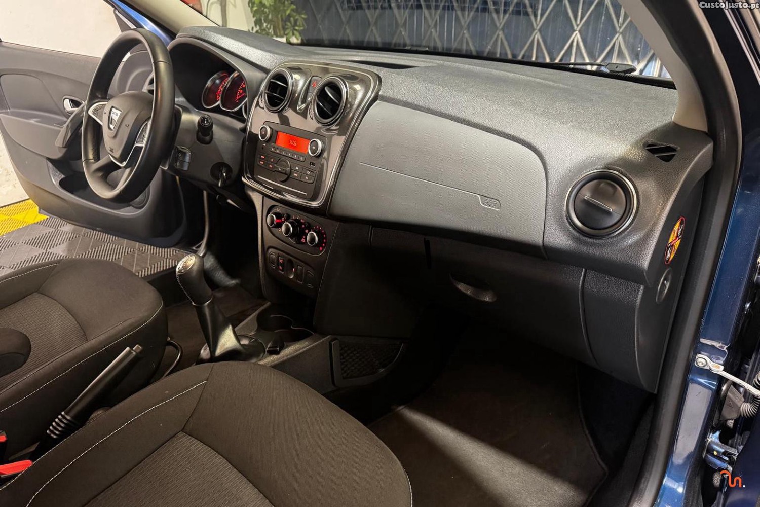 Dacia Sandero 1.0 Sce Essential — fotografia 6