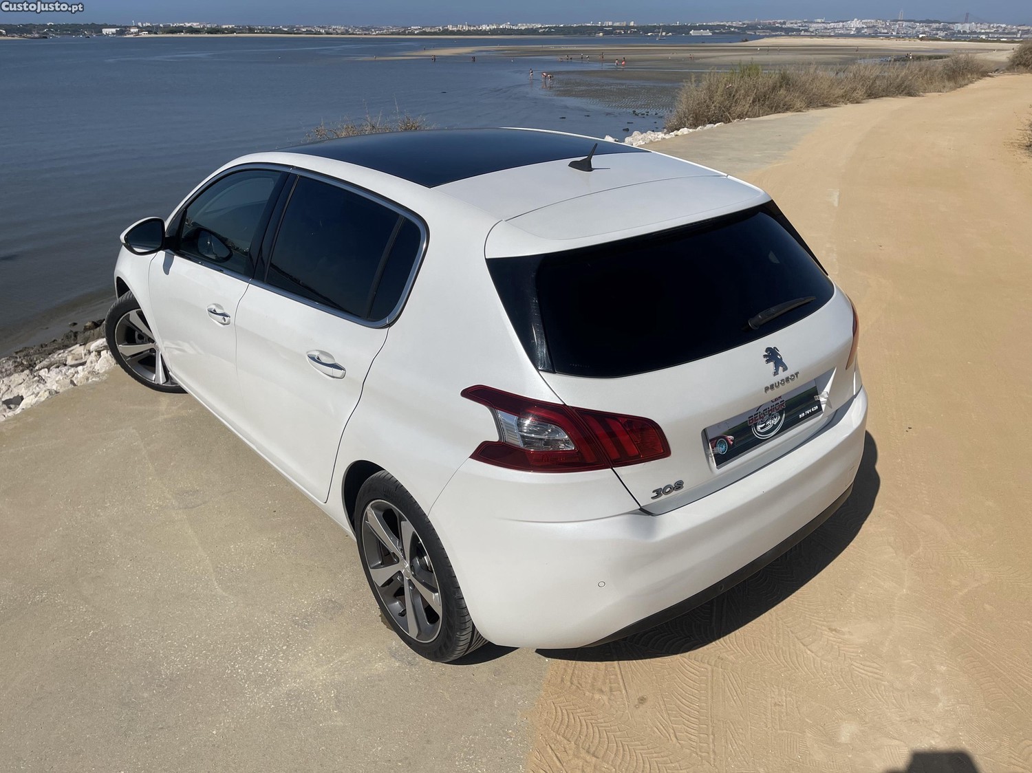 Peugeot 308 E-THP Feline — fotografia 6
