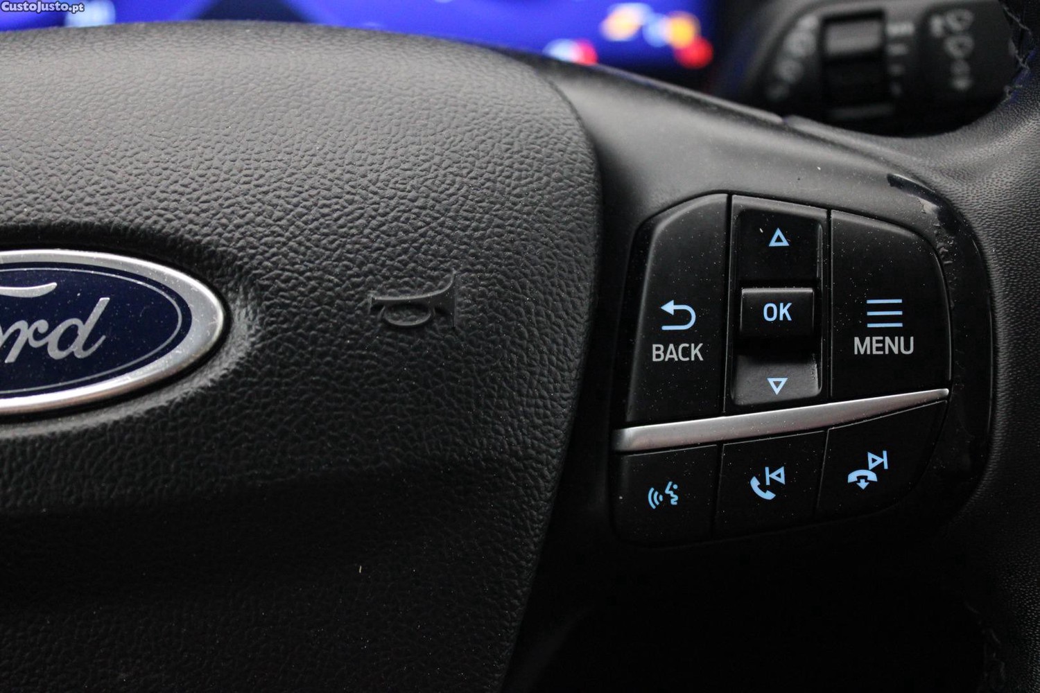 Ford Kuga 1.5 TDCI ECOBLUE TITANIUM — fotografia 25