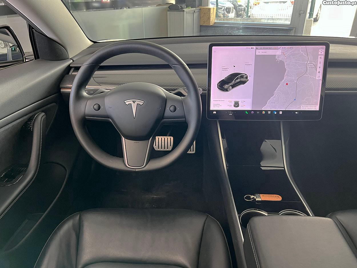Tesla Model 3 Performance Dual Motor AWD — fotografia 11