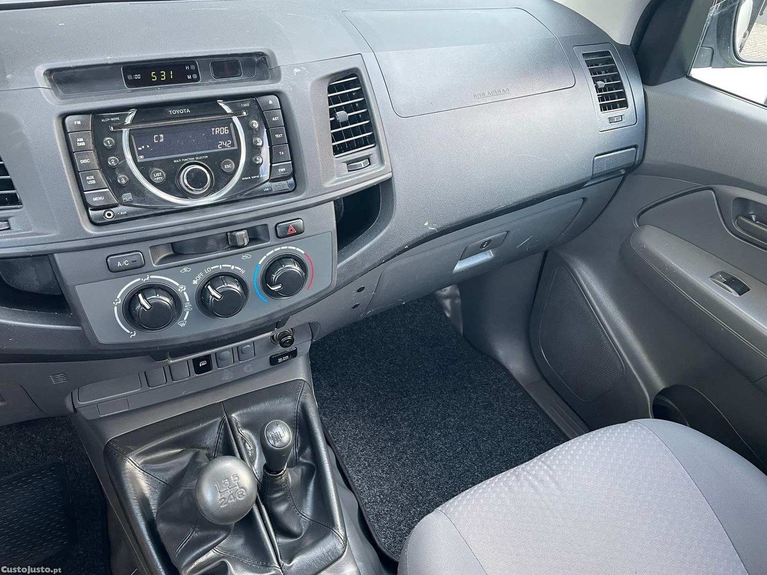 Toyota Hilux 2.5 D-4D 4WD CS CM — fotografia 11
