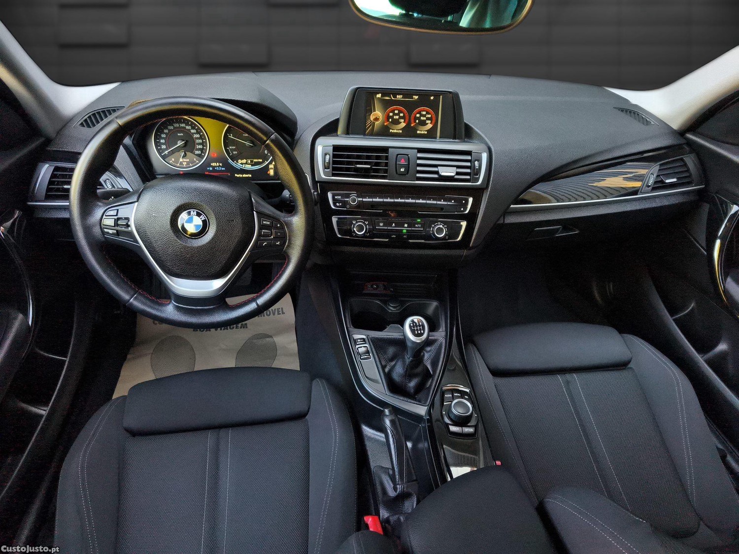 BMW 116 d Line Sport — fotografia 6