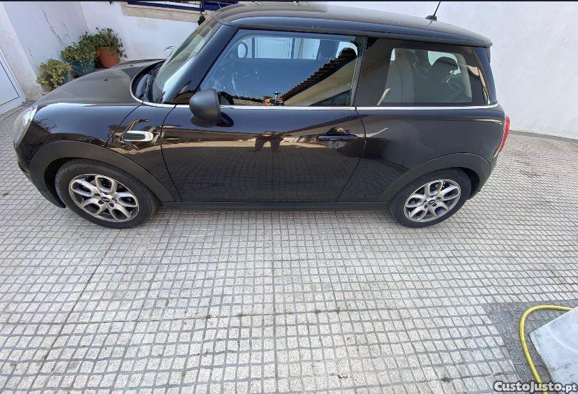 MINI Cooper 3 portas — fotografia 3
