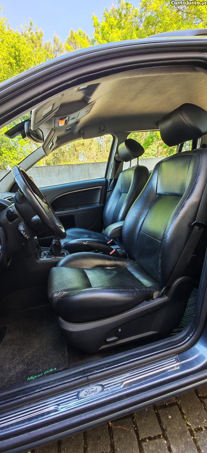 Ford Mondeo 3 — fotografia 6