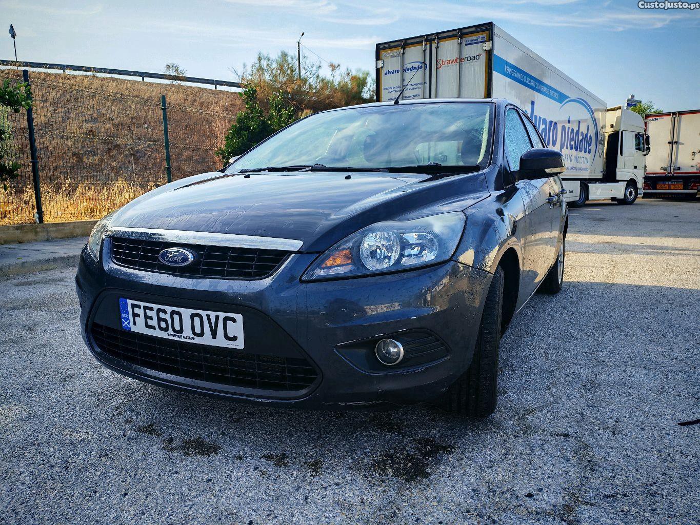 Ford Focus Zetec Tdci 110 — photo 2