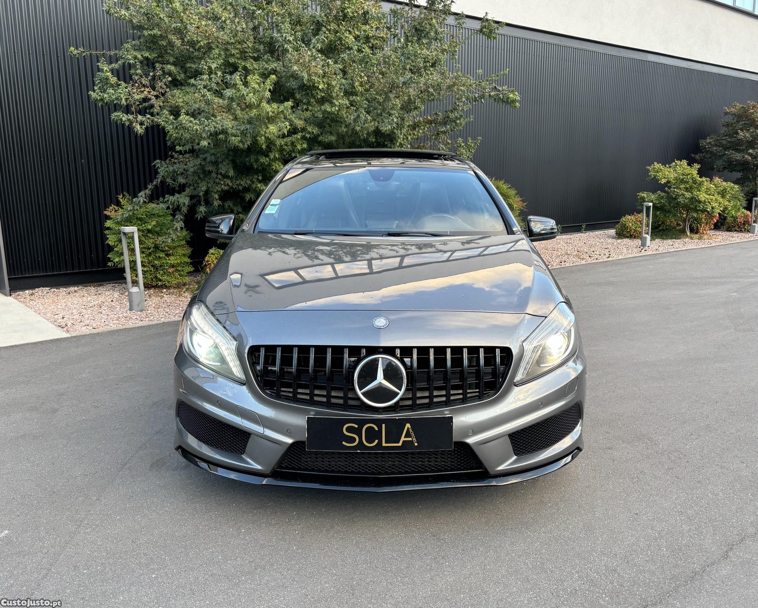 Mercedes-Benz A 180 KIT AMG — fotografia 4