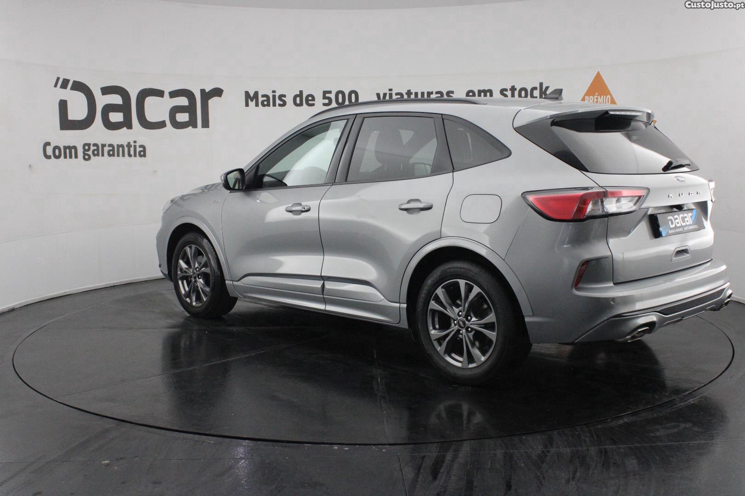 Ford Kuga 1.5 TDCI ECOBLUE AUTO - 22 foto 5