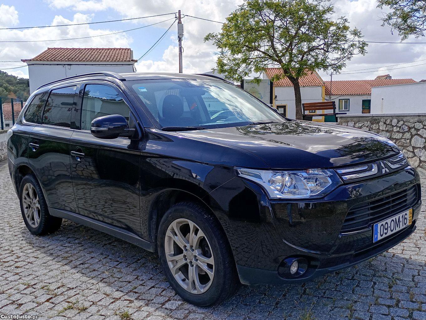 Mitsubishi Outlander Diesel Intense 7lugares — fotografia 10