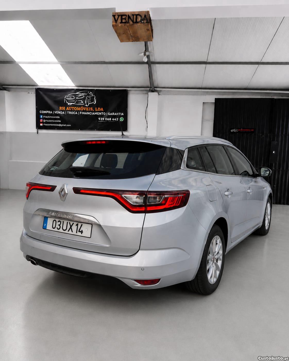 Renault Mégane 1.5 dCi Sport Tourer — fotografia 11