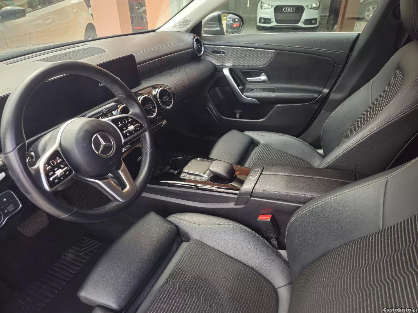Mercedes-Benz CLA 250 E 8g-dct edition progressive line — fotografia 10
