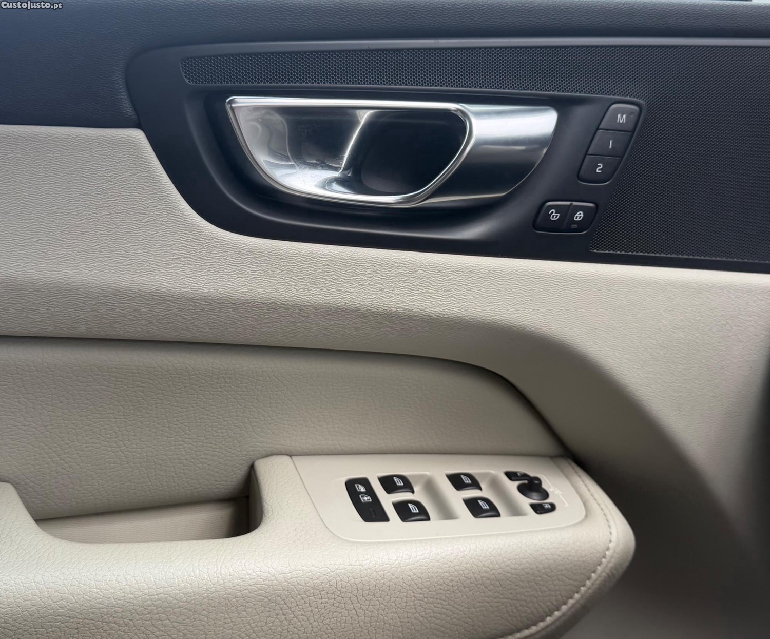 Volvo XC 60 2.0 D4 Inscription Geartronic 190cv — fotografia 9