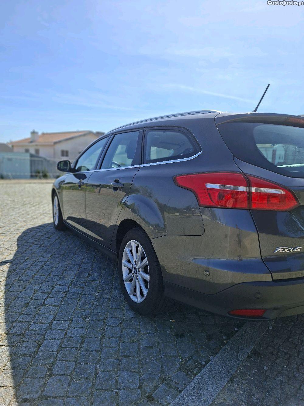 Ford Focus Sw Tittanium — fotografia 7