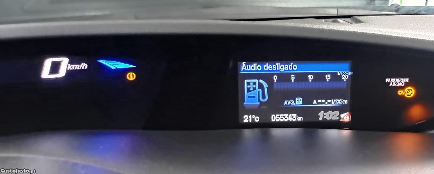 Honda Civic 5P 1.6 I-Dtec — fotografia 2