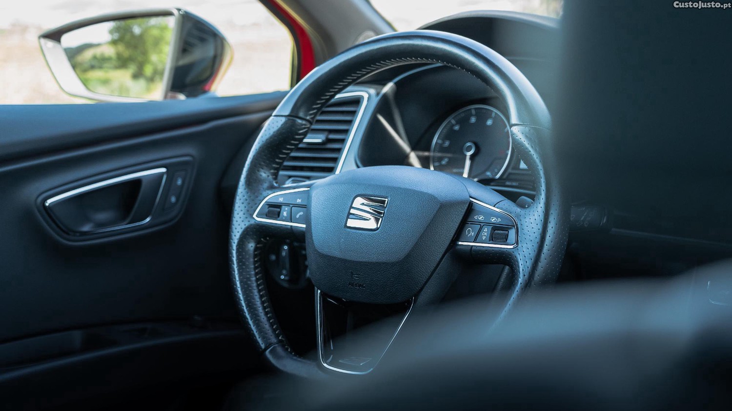 SEAT Leon SEAT2.0 TSI Cupra DSG S/S — fotografia 7