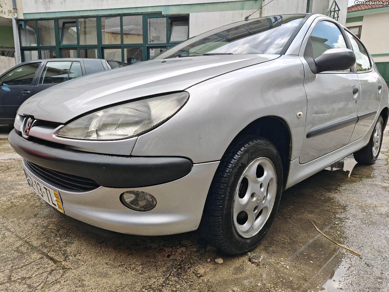 Peugeot 206 1400 HDI — fotografia 8