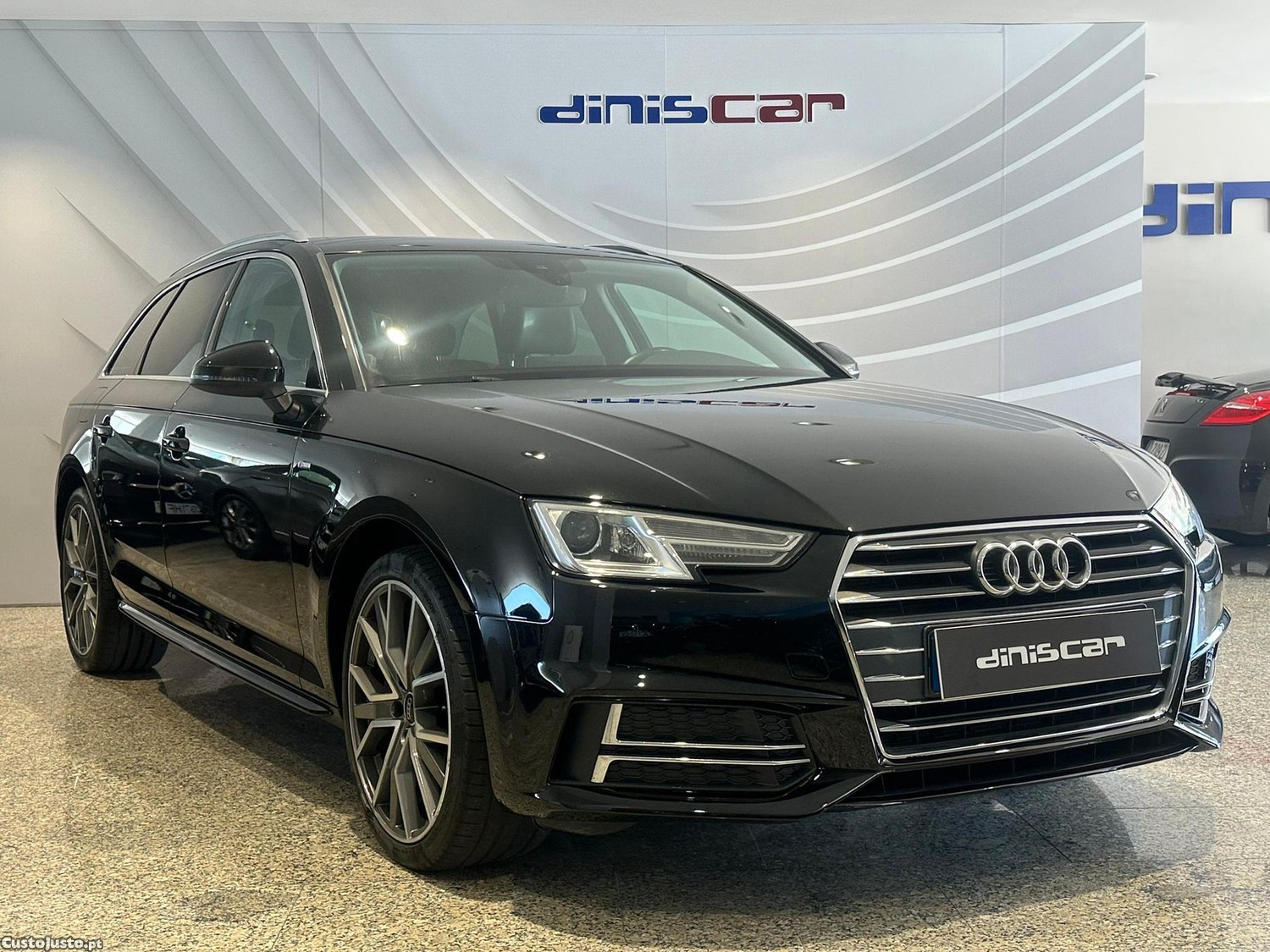 Audi A4 Avant 2.0 TDI multitronic Business Line S-line — fotografia 29