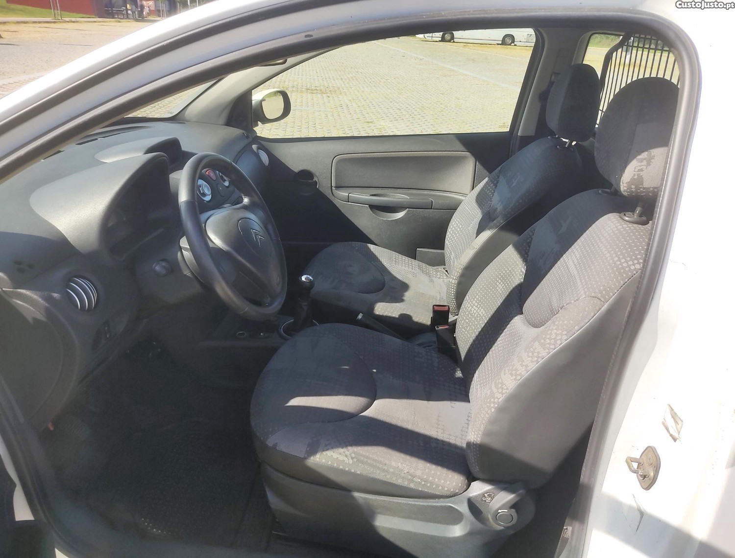Citroën C2 1.4 HDi C/ AC Funcional — fotografia 4
