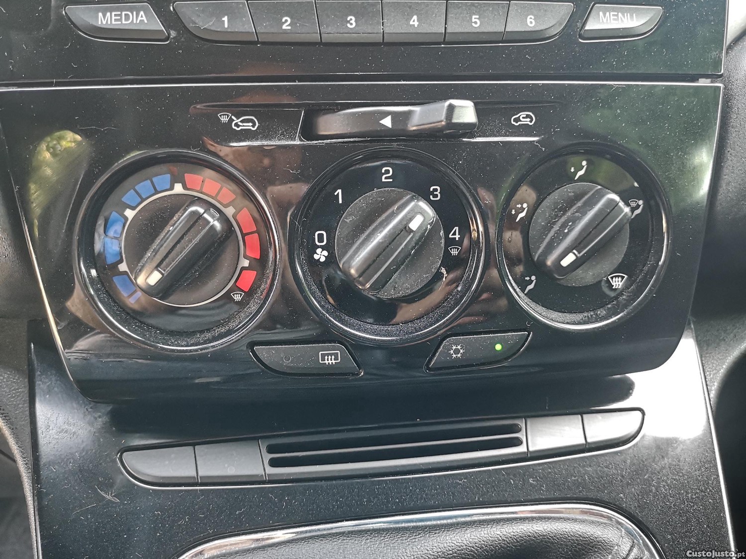 Lancia Ypsilon 1.2 S&S GOLD - 5 Portas - Nacional - 100.000kms - 1 Dono - C/ GARANTIA — fotografia 4