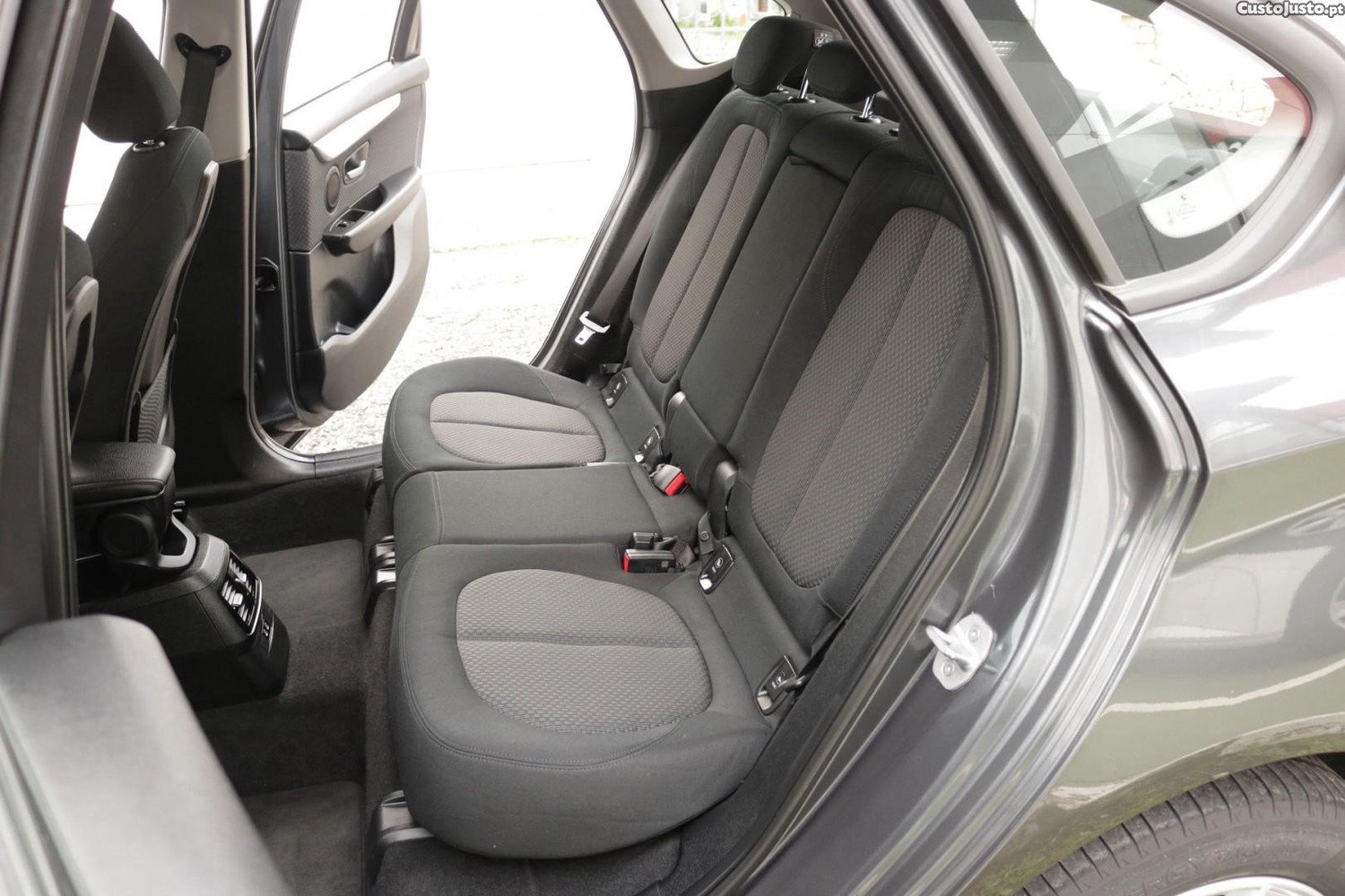 BMW 216 Active Tourer Active Tourer 216 D Advantage 116cv — fotografia 38