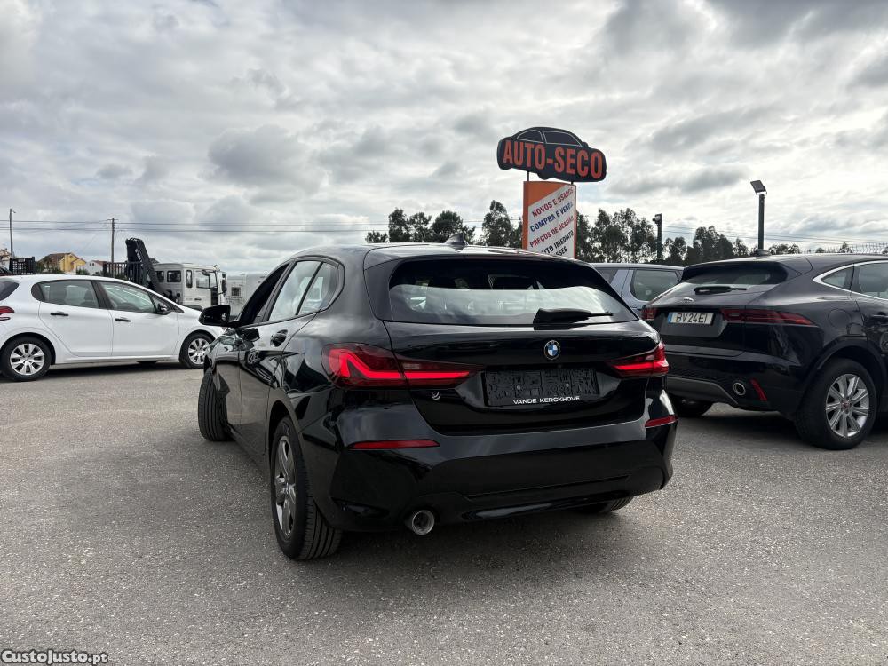 BMW 116 d Advantage — fotografia 13
