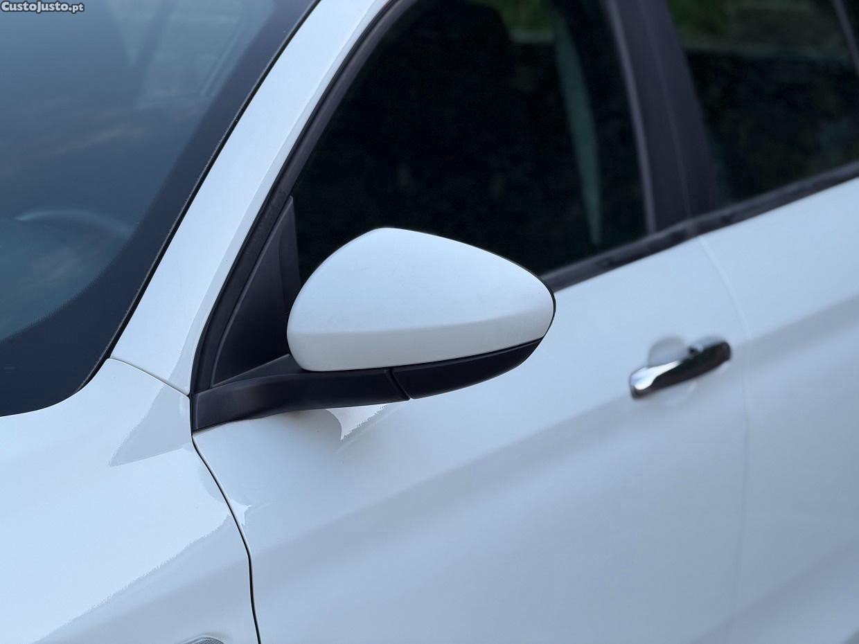 Fiat Tipo 1.3 M-Jet 95HP — fotografia 14