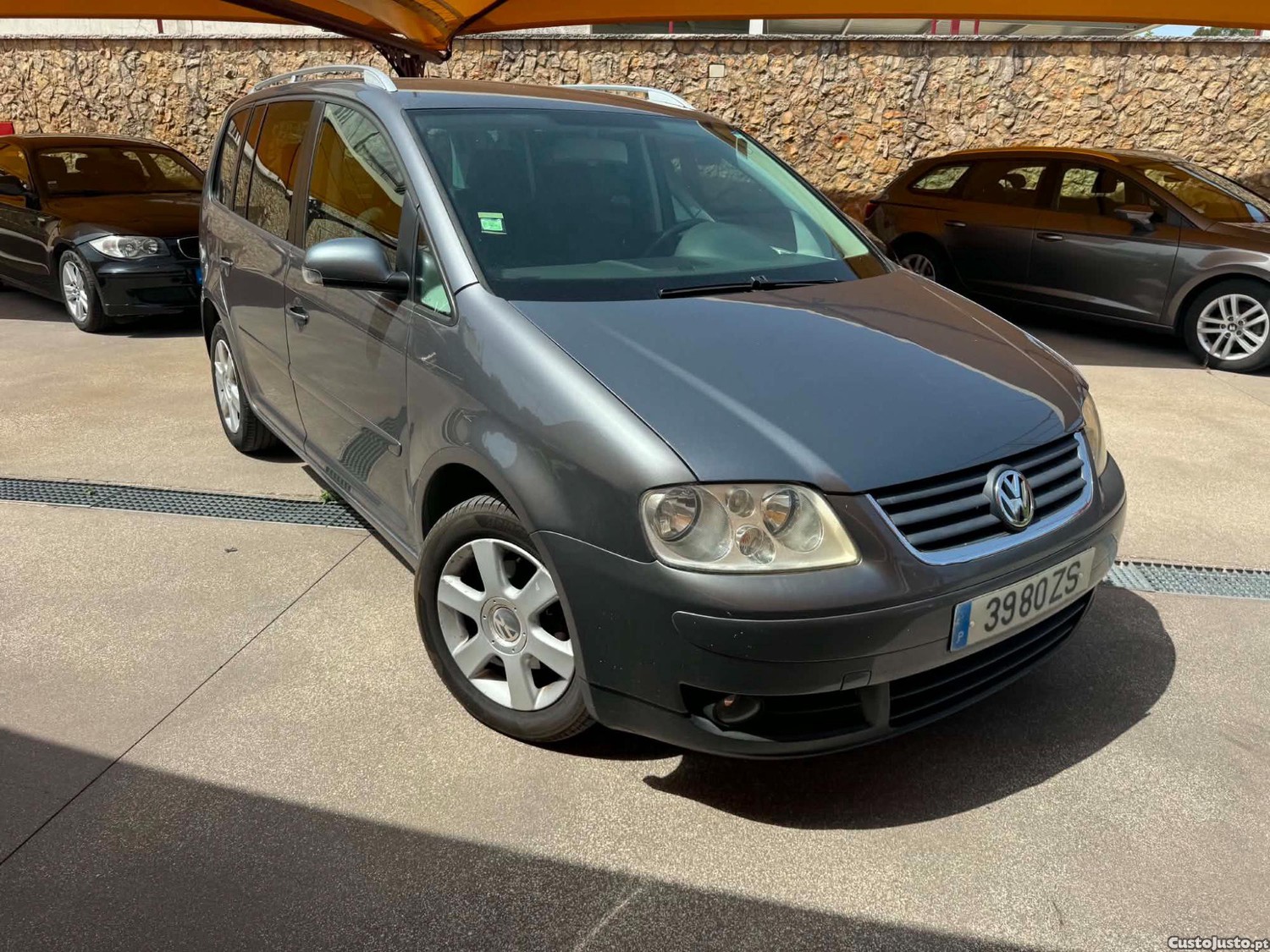 Volkswagen Touran 1.9 TDI DSG 7L — fotografia 9
