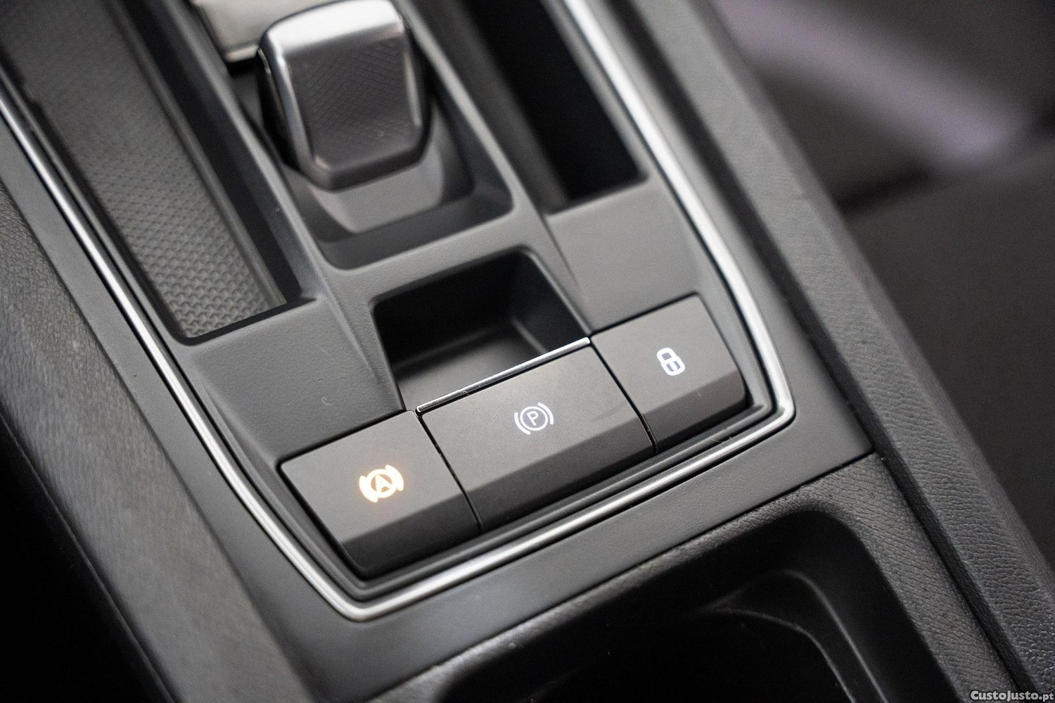 CUPRA Leon 1.4 e-Hybrid DSG — fotografia 7