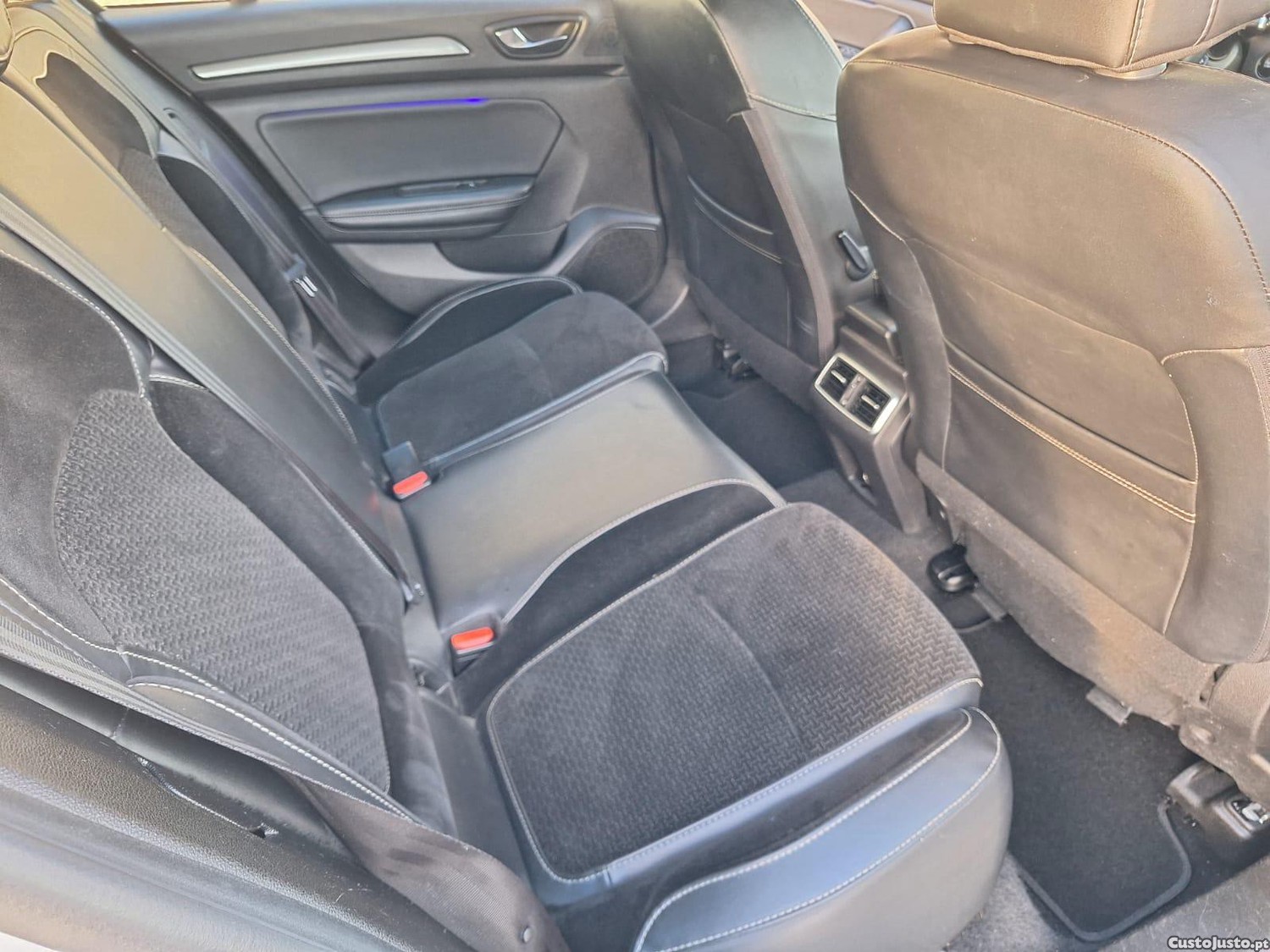 Renault Mégane 1.5 dCi Sport Tourer — fotografia 3